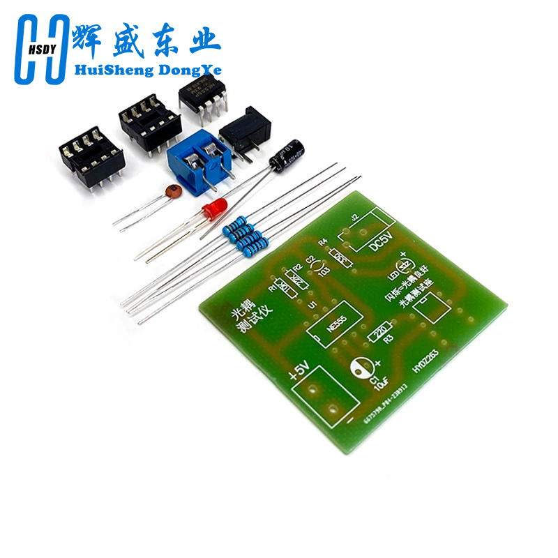 مجموعة اختبار Optocoupler 555  - مراجعة Diy Electronics Test Equipment وسعره